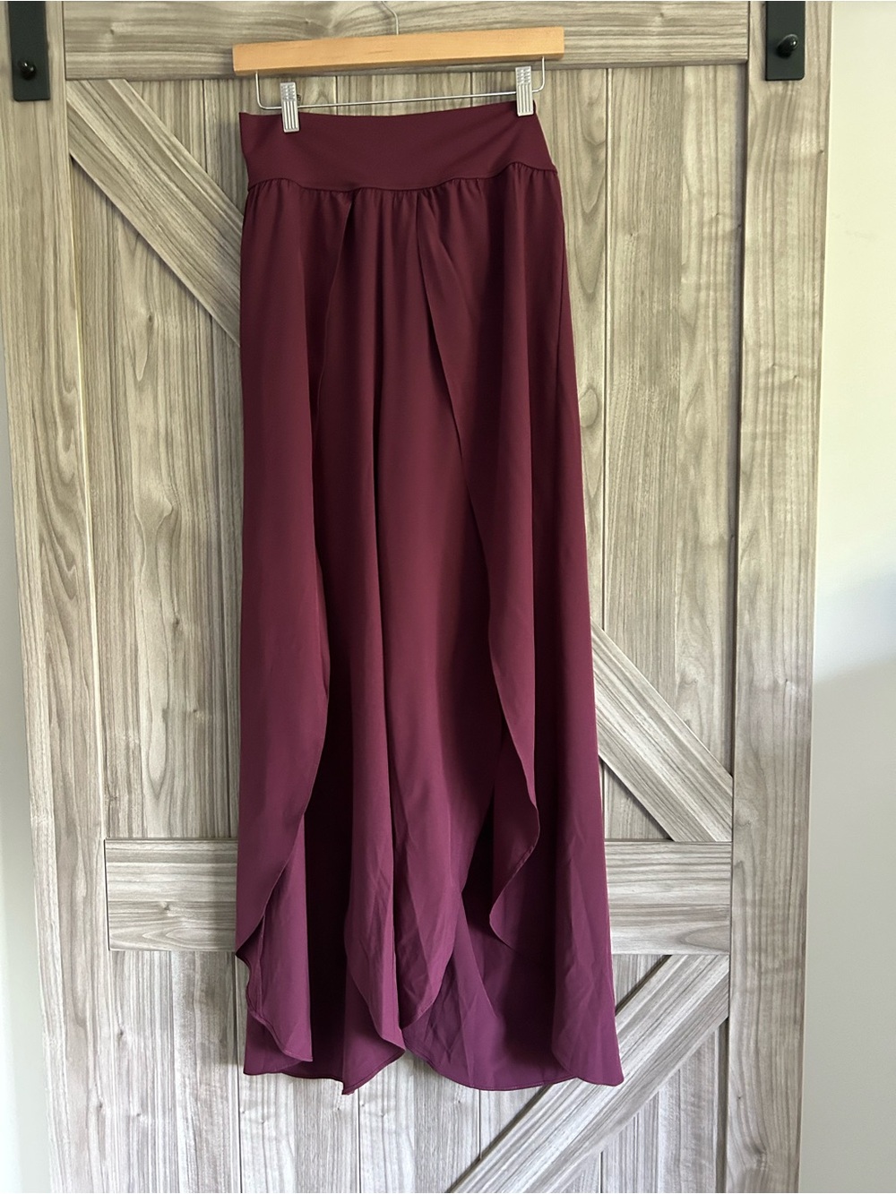 Burgundy Flowy Split Wide-Leg Overlay Pants - Size L